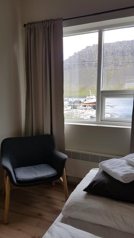 Harbour Inn - Guesthouse Bíldudalur Zewnętrze zdjęcie